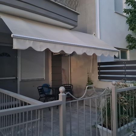 Makis Apartments Touzla Ofrinion Luaran gambar