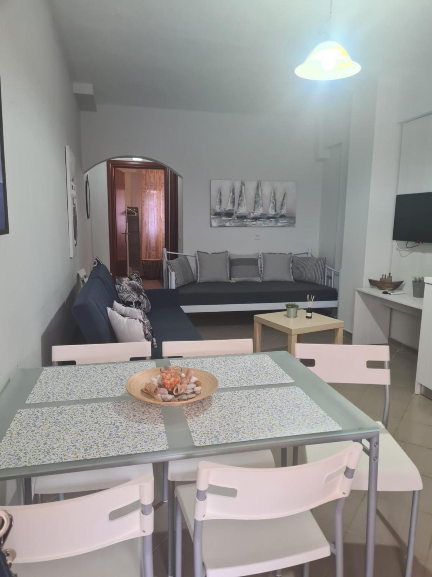 Makis Apartments Touzla Ofrinion Luaran gambar
